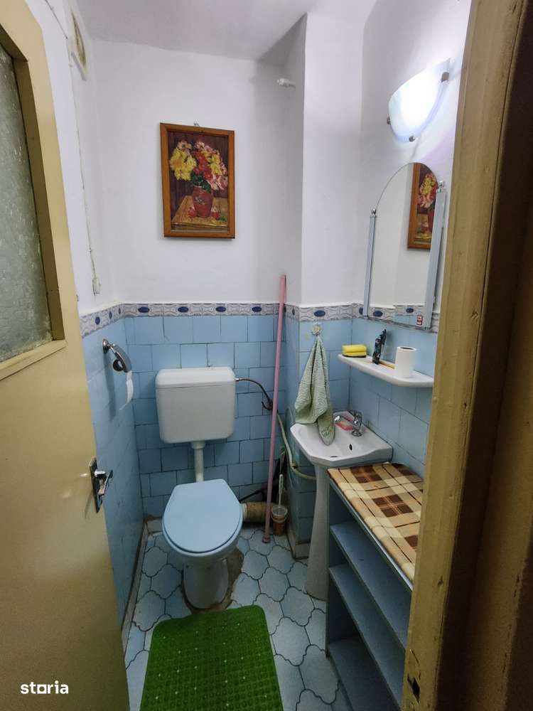 Decomandat 3 Camere  str Neagoe Voda et 2-10