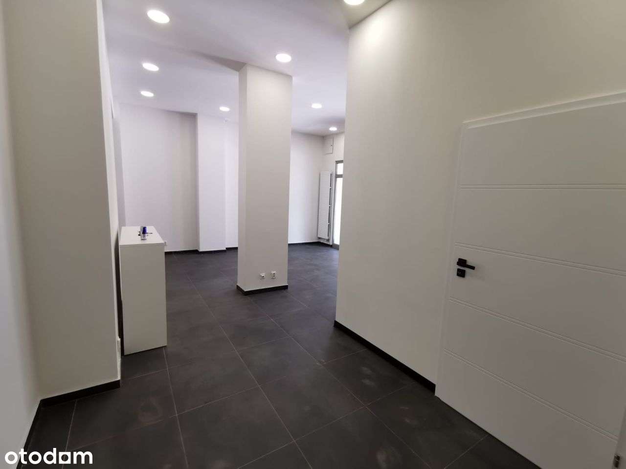 Parter - Dwa lokale handlowo-usługowe w centrum-7