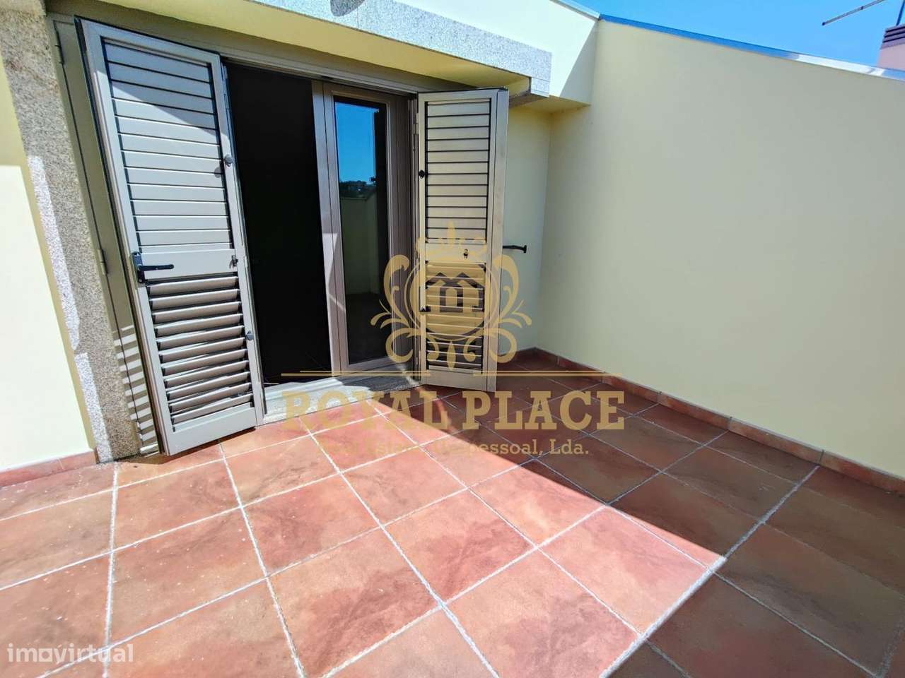 Moradia T3 em Seixezelo, Vila Nova de Gaia-16