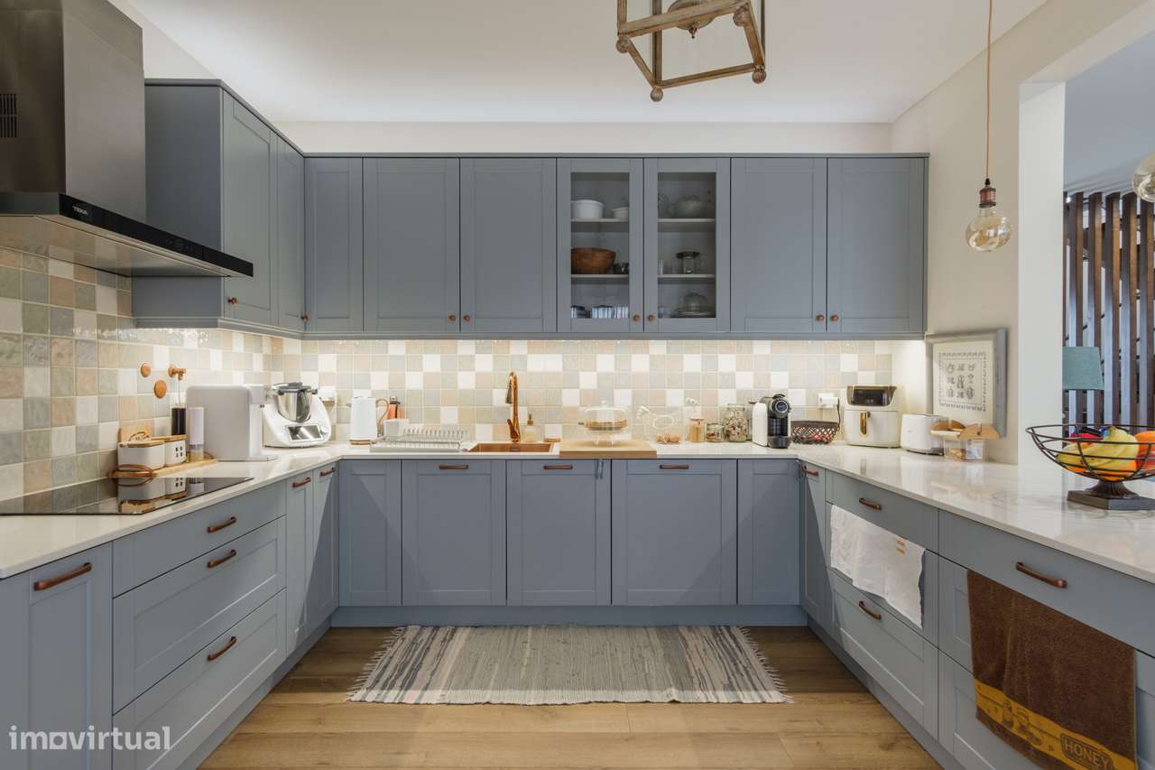 Moradia Isolada T3 com Vista Mar, Encarnação-11