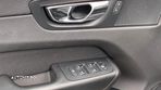 Volvo XC 60 D4 AWD Geartronic Momentum - 12