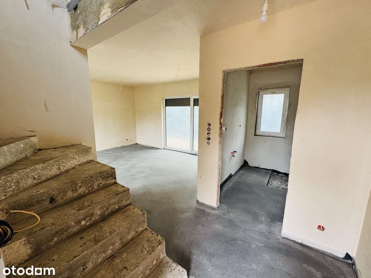 Nowy dom - 4 sypialnie, garaż w śródmieściu-6