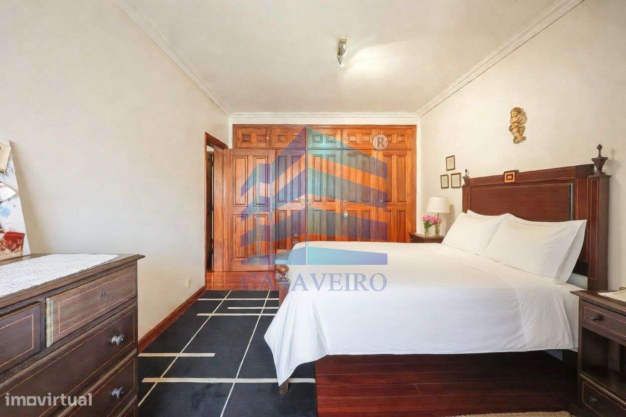 Moradia T4 de gaveto na Forca em Aveiro-22