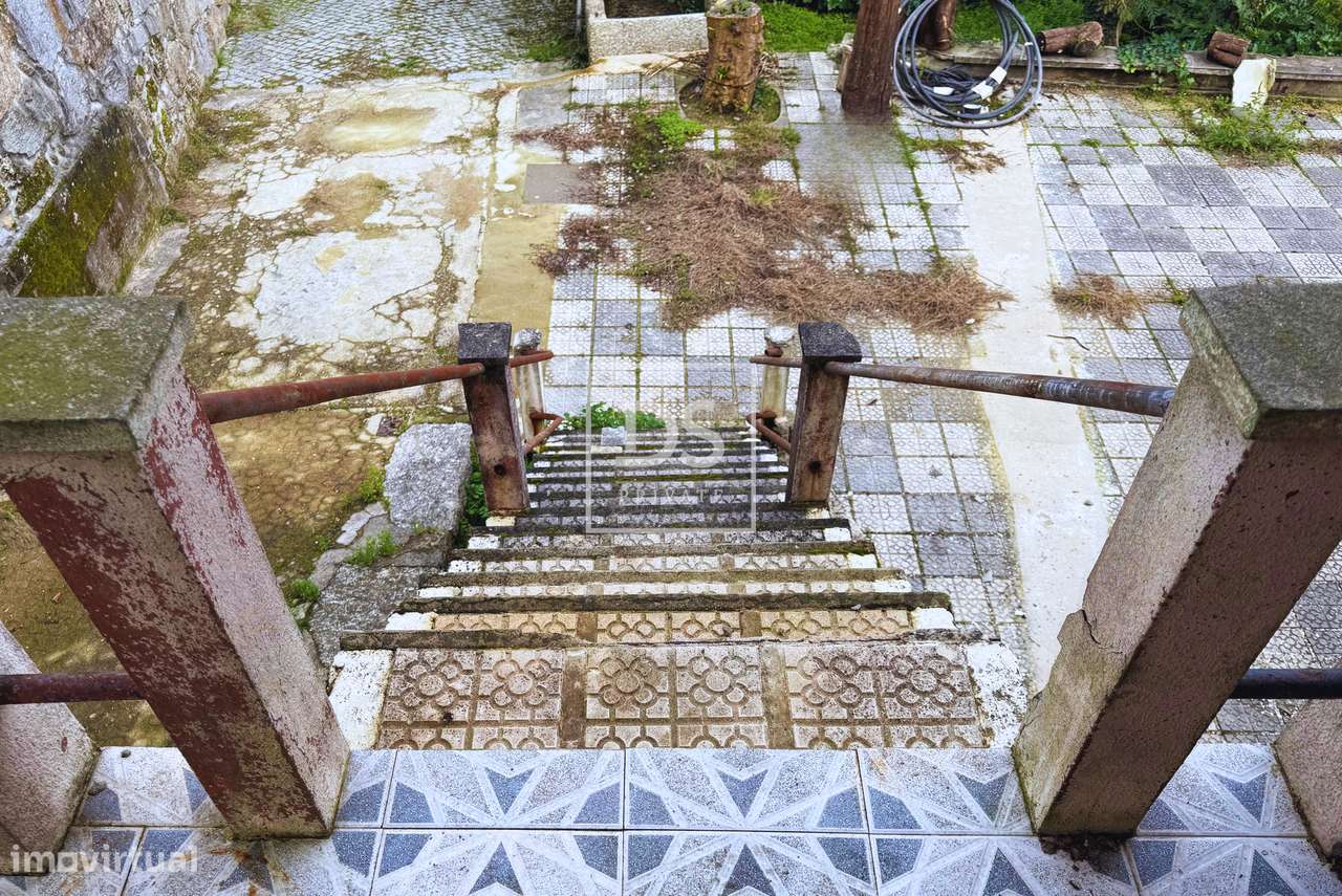 Moradia para Restauro, Santo Isidoro - Grande imagem: 4/7