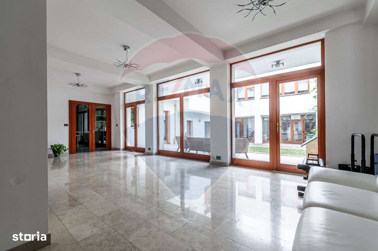 Proprietate speciala 1022 mp utili de vanzare pe Malul Muresului Arad - Imagine principală: 5/20