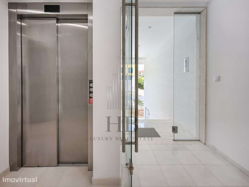 Apartamento T3 com varanda e vista Mar-37