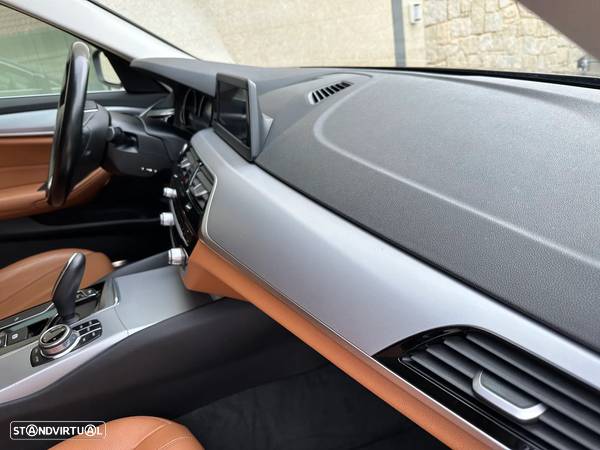 BMW 520 d Touring Aut. Luxury Line - 28