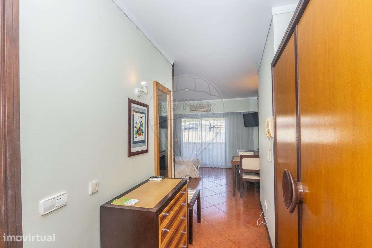 Apartamento T0 para venda - Grande imagem: 2/17