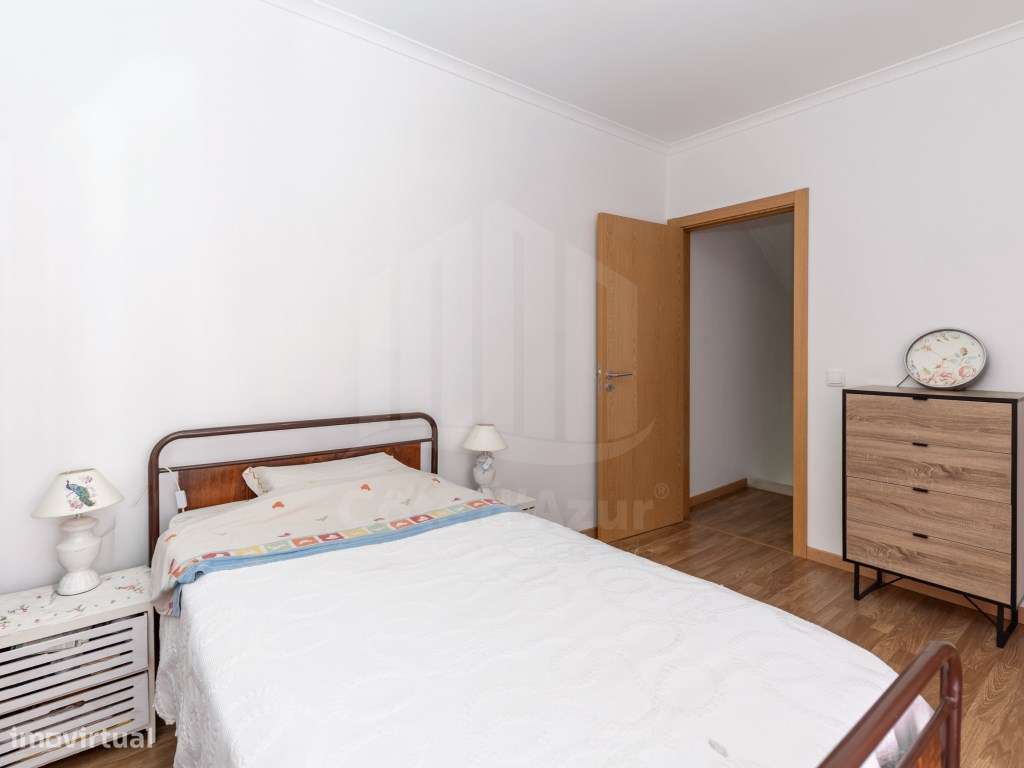 Moradia T2+1 com jardim e Sótão em Fernão Ferro-14