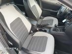 Volkswagen Jetta 1.6 TDI Highline - 29