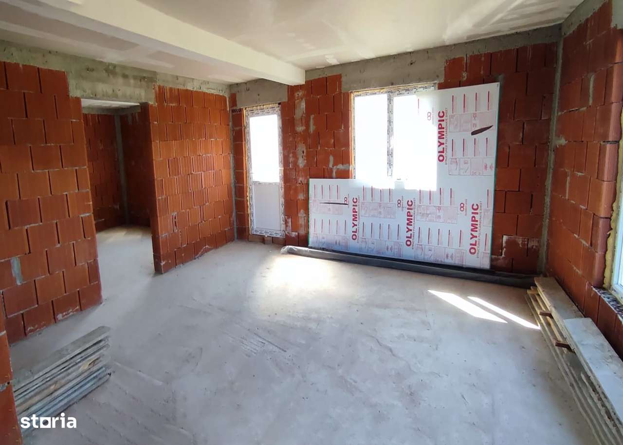 Casa cu 3 camere - Ineu - IMOBIHOR - Imagine principală: 4/8