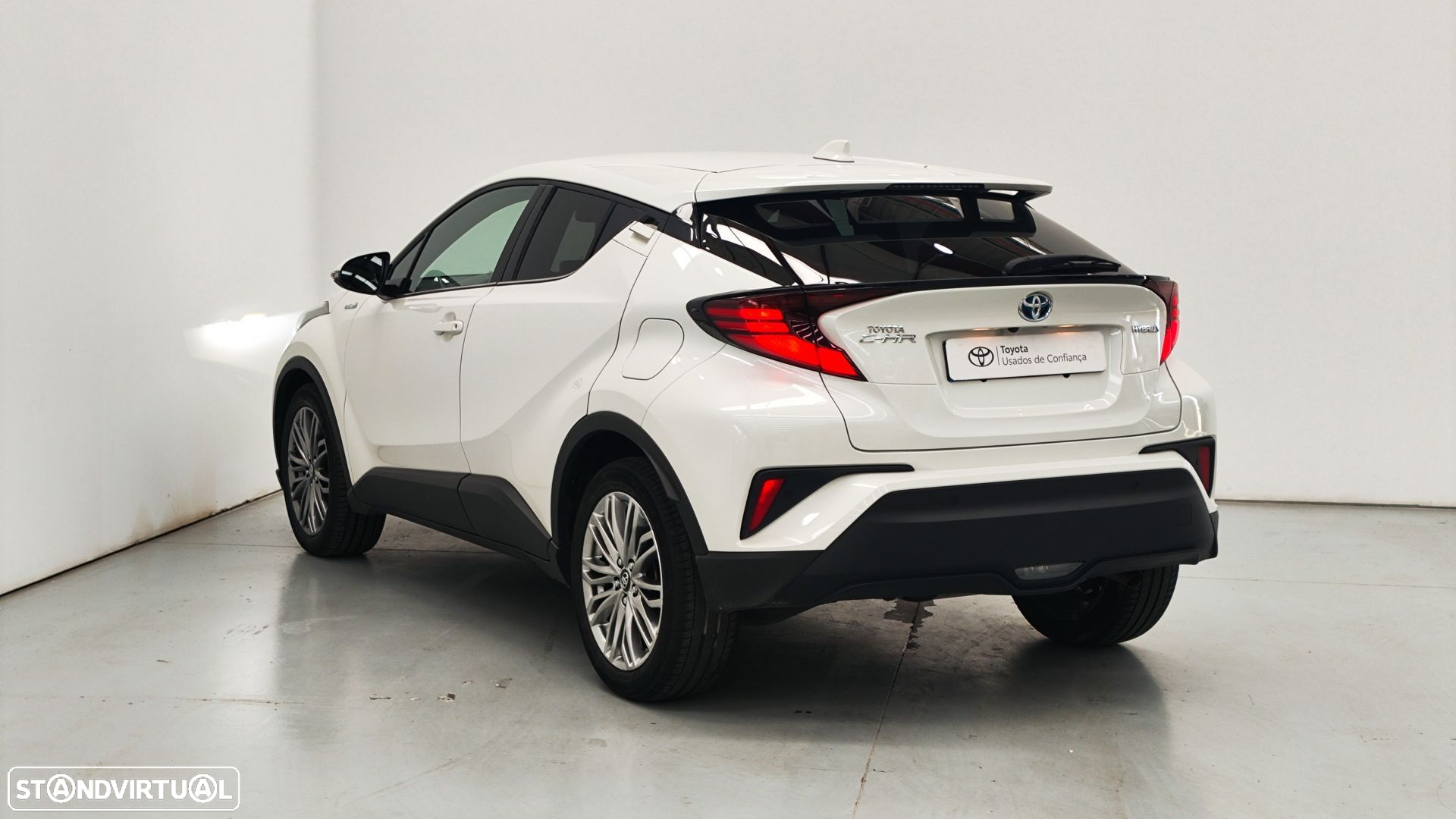 Toyota C-HR 1.8 Hybrid Exclusive - 2