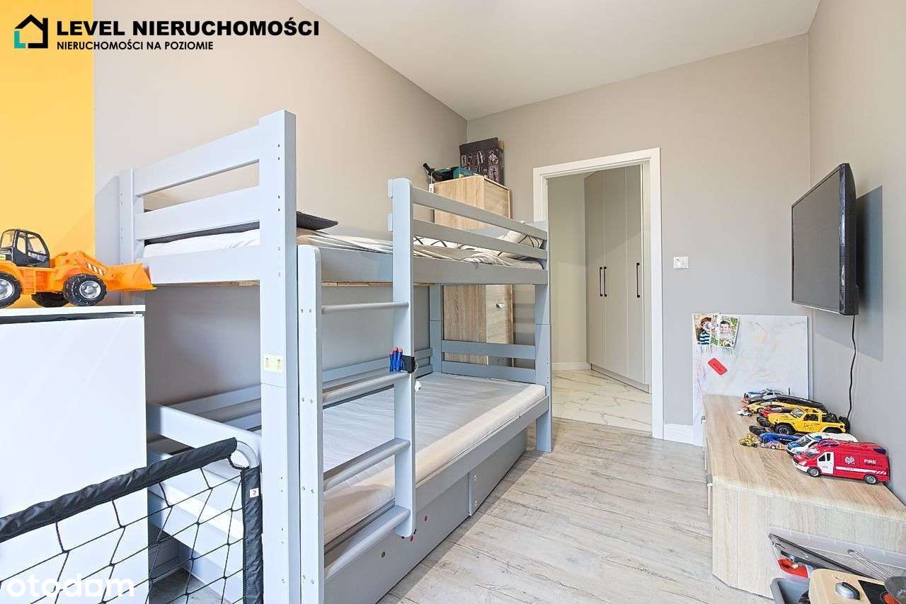 Mieszkanie czteropokojowe z tarasem-15