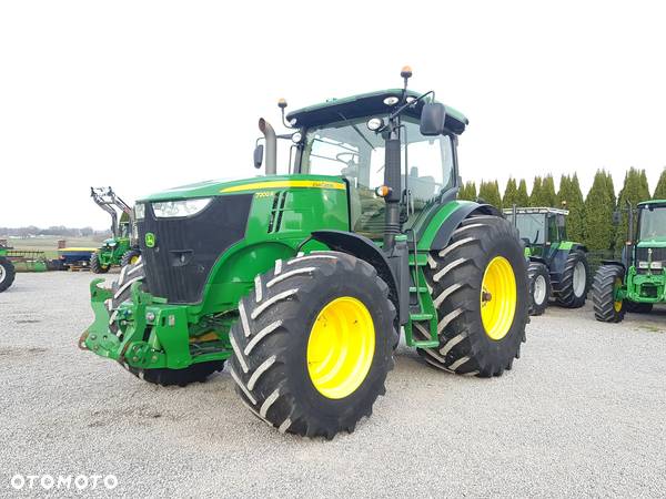 John Deere 7200R 2014R - 22