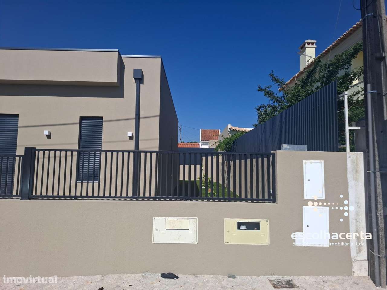 Moradia Térrea T4 Nova com Piscina Brejos Azeitão-48