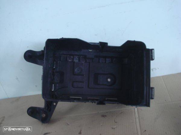 Caixa De Alujamento De Bateria Volkswagen Golf V (1K1) - 1