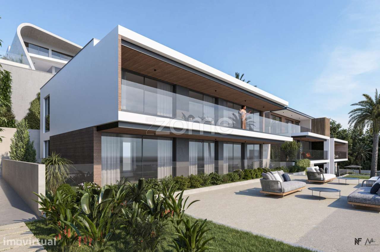 Apartamento T3 Duplex - Funchal - Grande imagem: 1/17