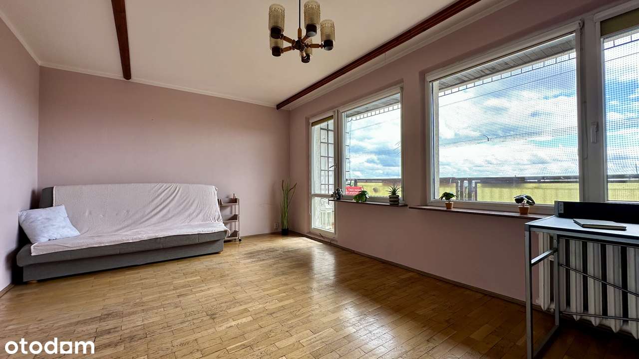 Przestronne, jasne mieszkanie 3-pokojowe przy ul. Oleskiej 17-0