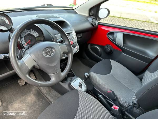 Toyota Aygo Multi Mode CoolRed - 10