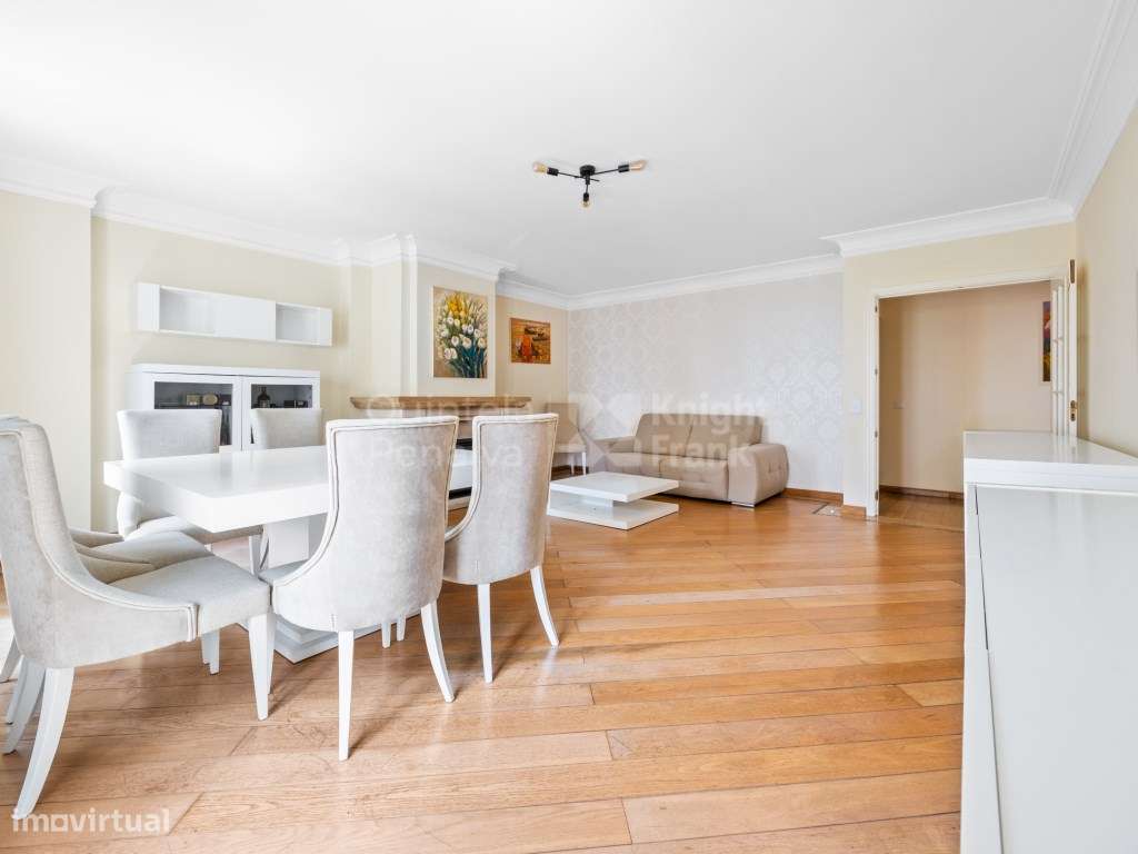 Para venda T3 com box e arrecadação na Quinta da Beloura-8