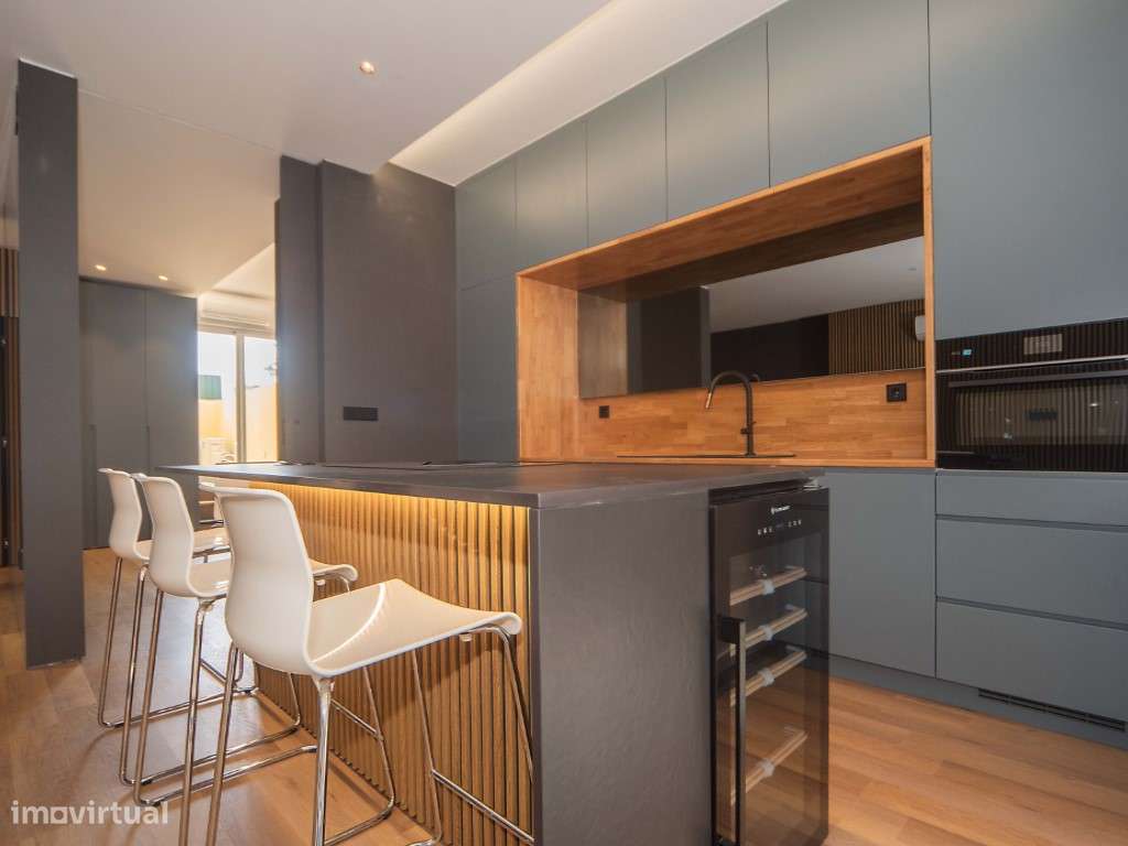 Apartamento Elegante e Contemporâneo no Centro de Algés-15