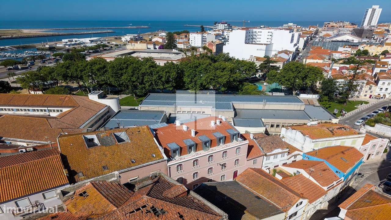 Apartamento T1K Novo em Zona Nobre-0