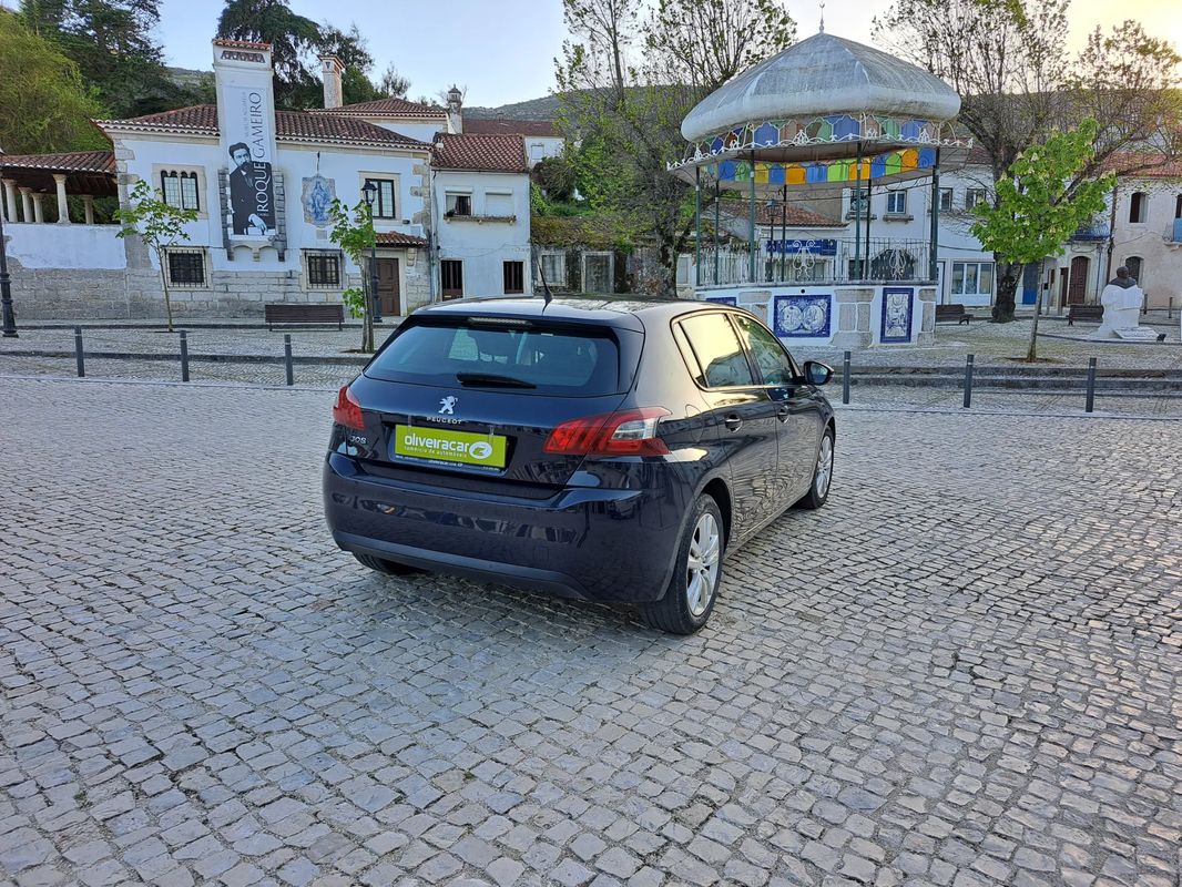 Peugeot 308