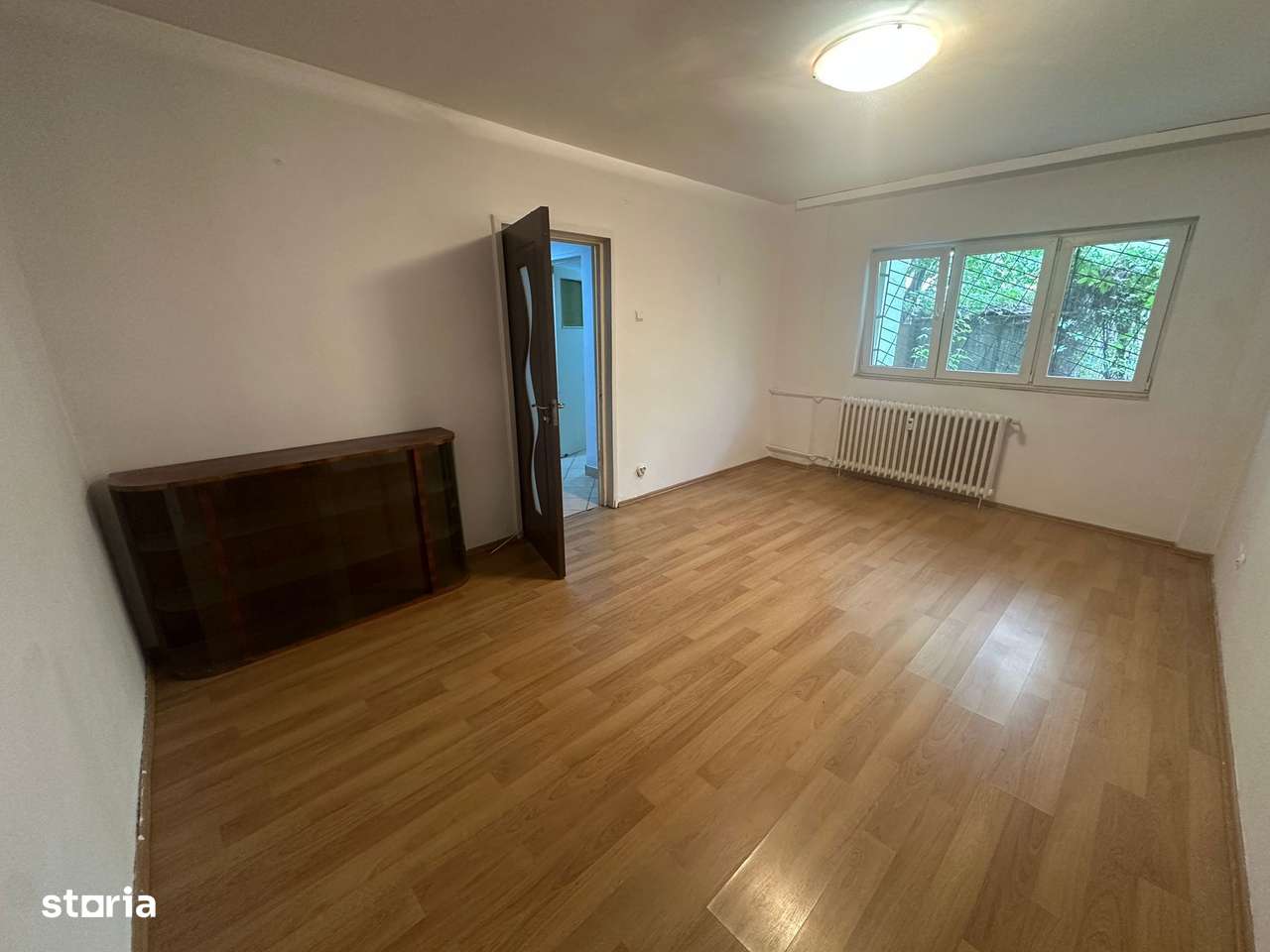 2 Camere Parter din 8 bloc 1982 Ideal Birou Firma Bloc Izolat Eminescu