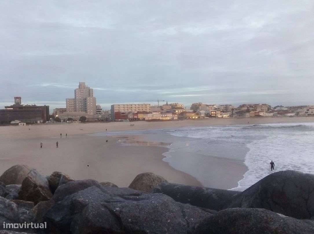 Armazém em Espinho para venda-10