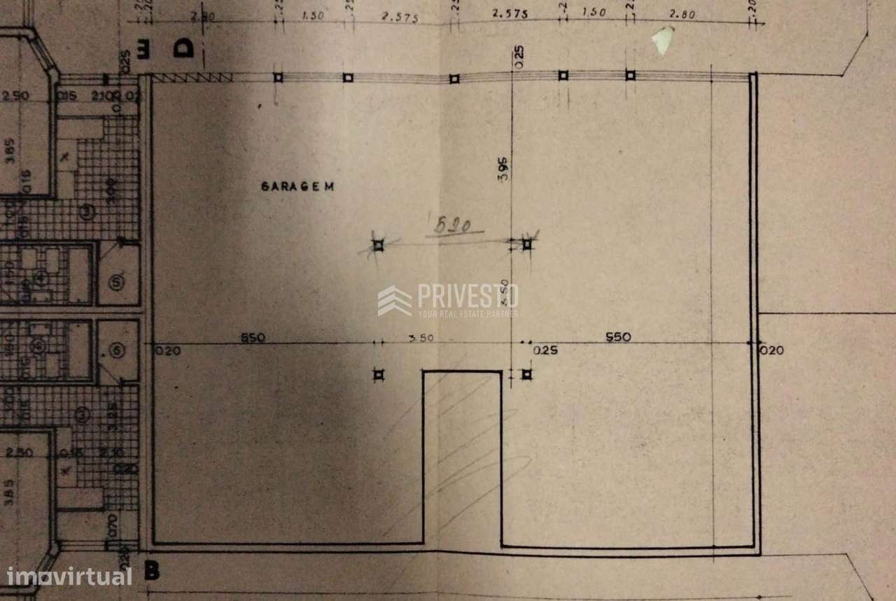 Garagem com Acesso Direto à Rua em Agualva-Cacém-9