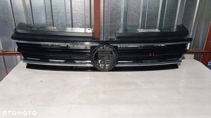 VW TIGUAN ATRAPA GRILL LISTWY CHROM 5NA853653B - 1