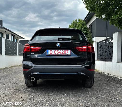 BMW X1 sDrive16d - 8