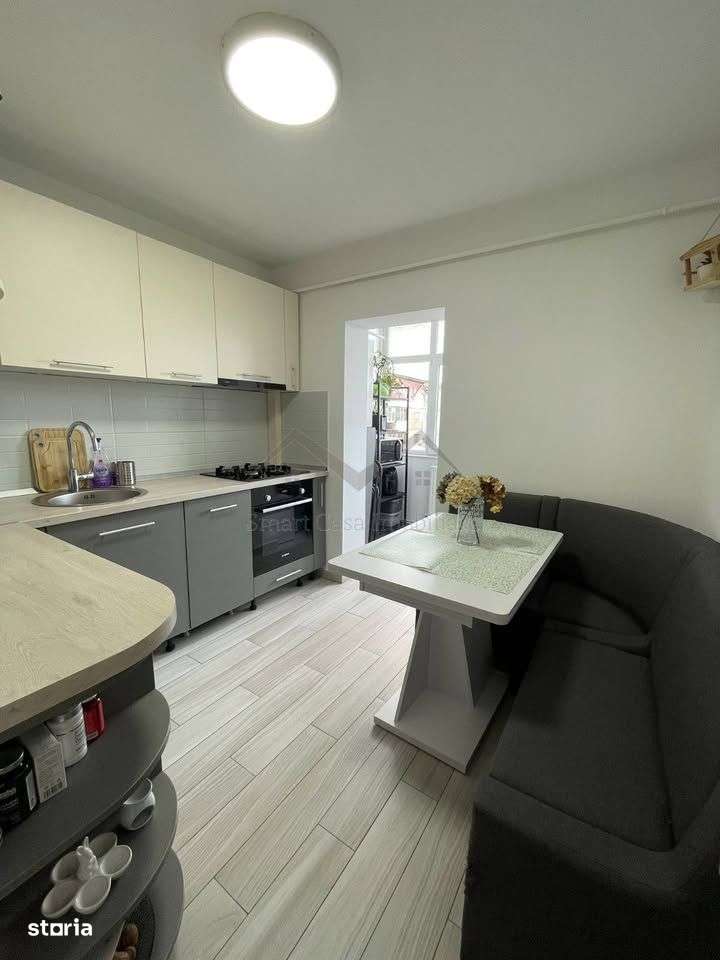 Apartament 3 camere Canta - Imagine principală: 5/8