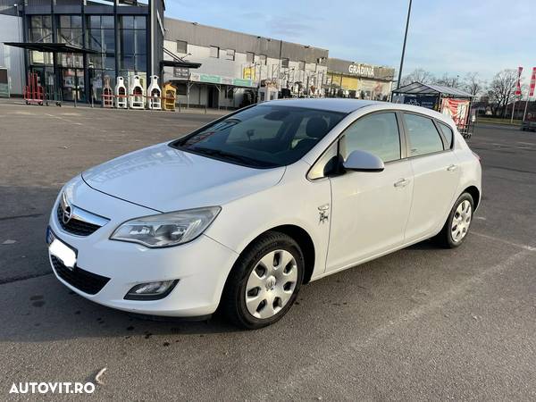 Opel Astra - 2