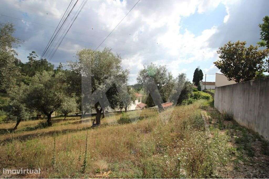 Terreno urbanizável | 710m2 | duas frentes de estrada | Brasfemes - Grande imagem: 4/9