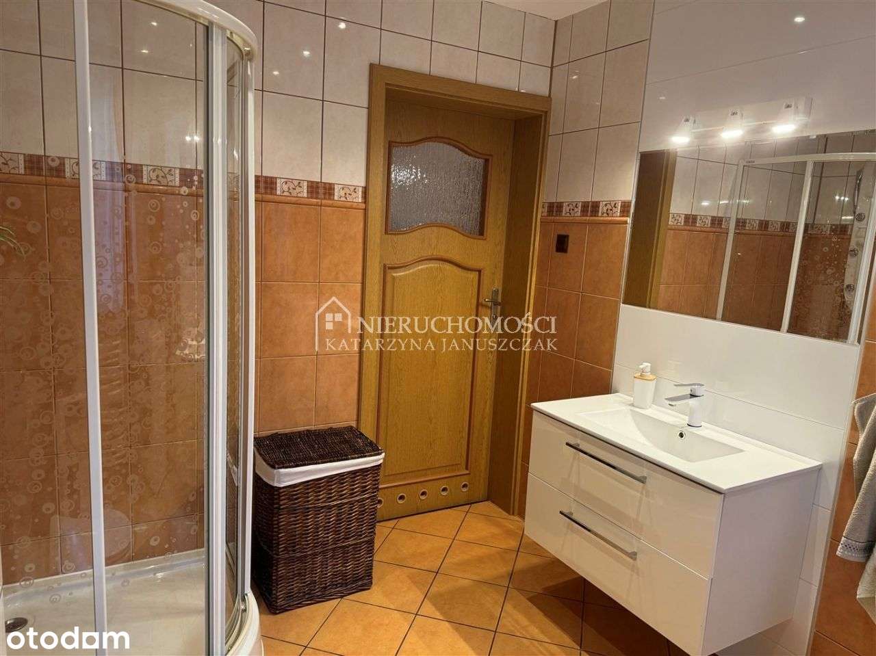 Black Week obniżka ceny o 50 000 zł-13