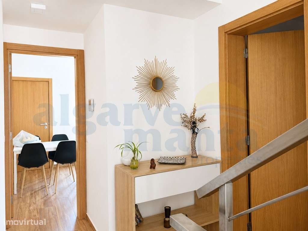 Moradia T3 Moderna com Garagem - Perto do Centro de Vila Nova de Ca...-11