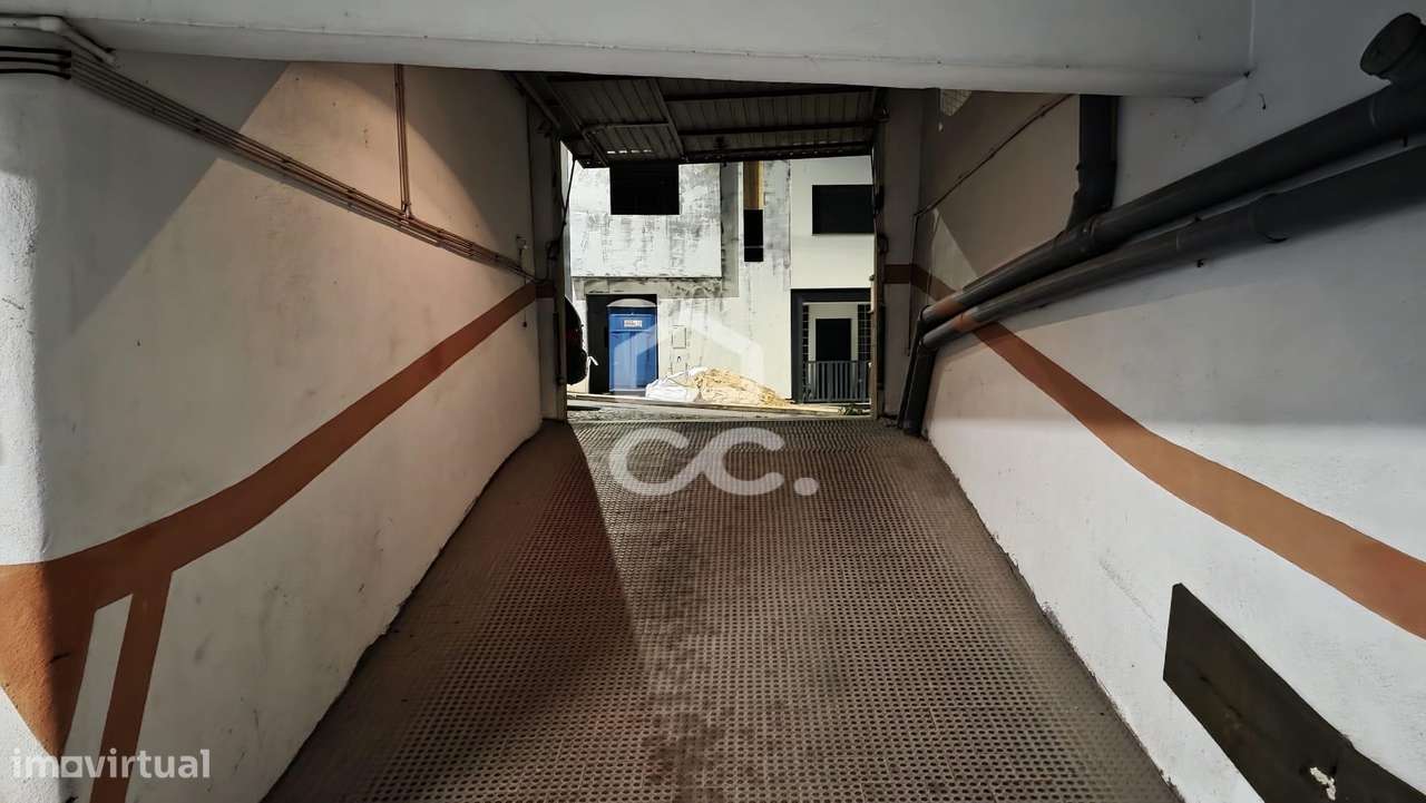 Oportunidade em Setúbal: Garagem Fechada (Box) com 19,50 m2 - Grande imagem: 4/4