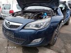 Opel Astra J zderzak przedni xenon PDC - 1