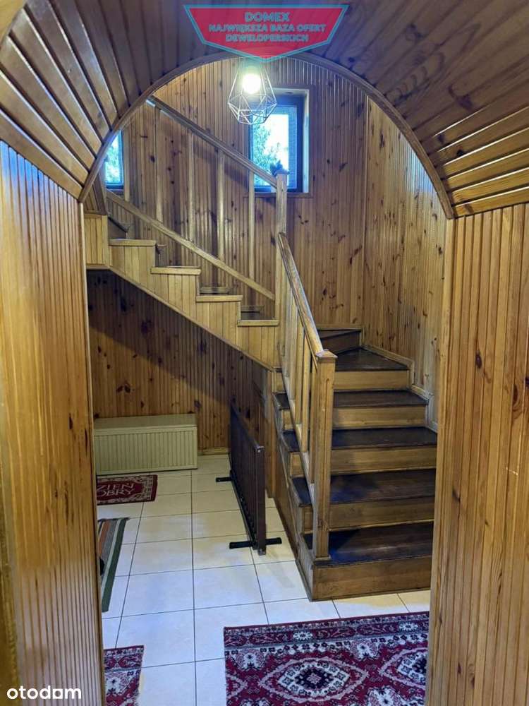 Przestronny dom z dużym ogrodem w sercu Milanówka-10