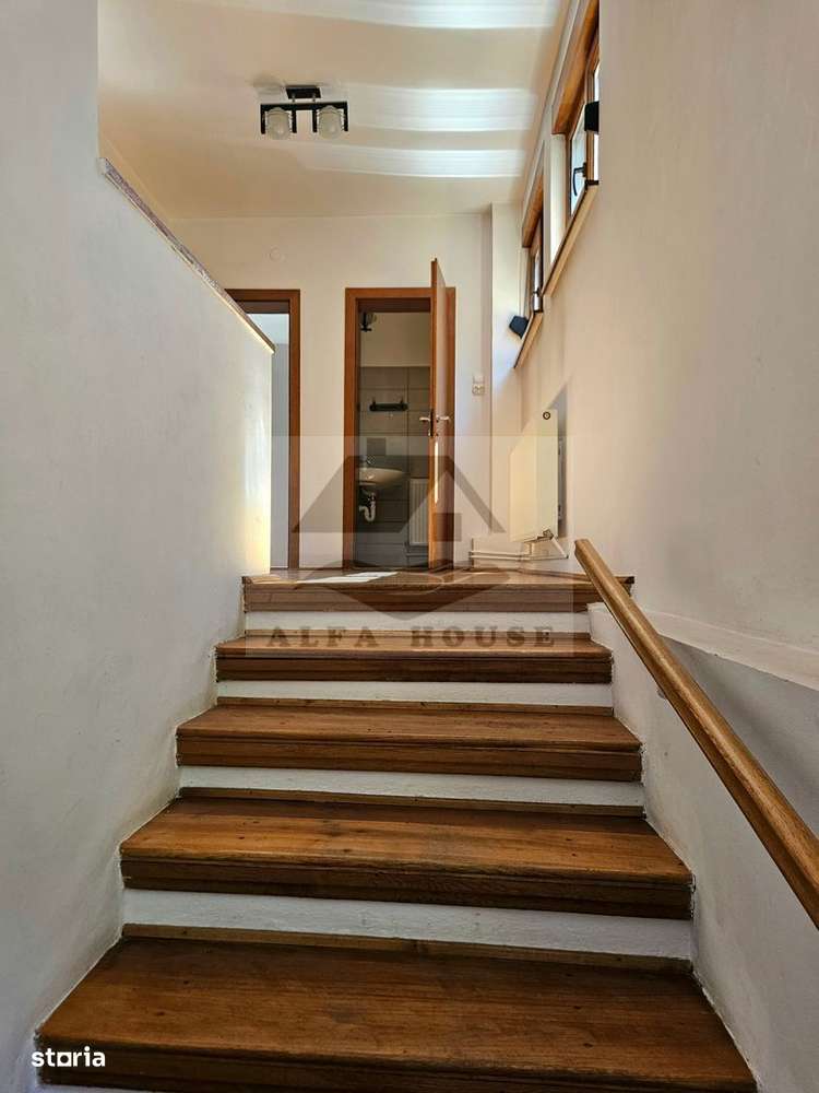 Casa deosebita cu 6 camere in  Centrul Brasovului - 210 mp-9