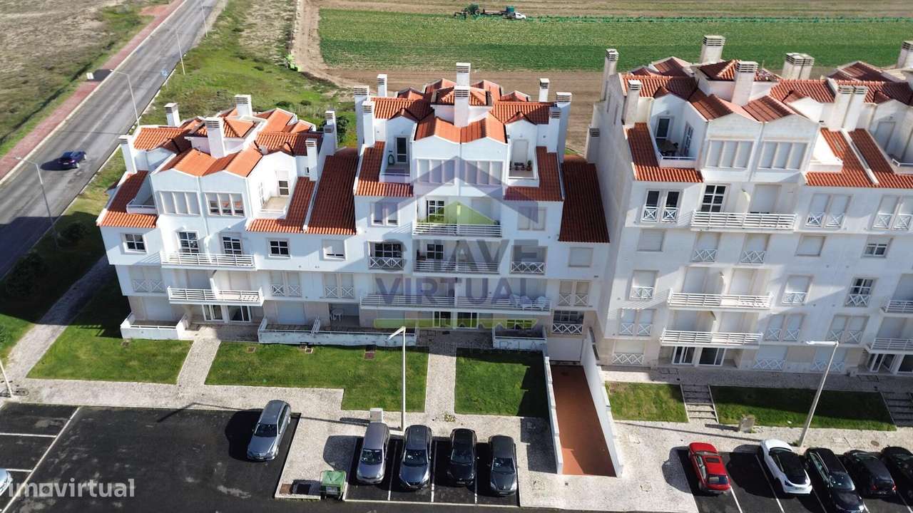 Apartamento T1 c/ Terraço em frente à Praia - Baleal Peniche-19