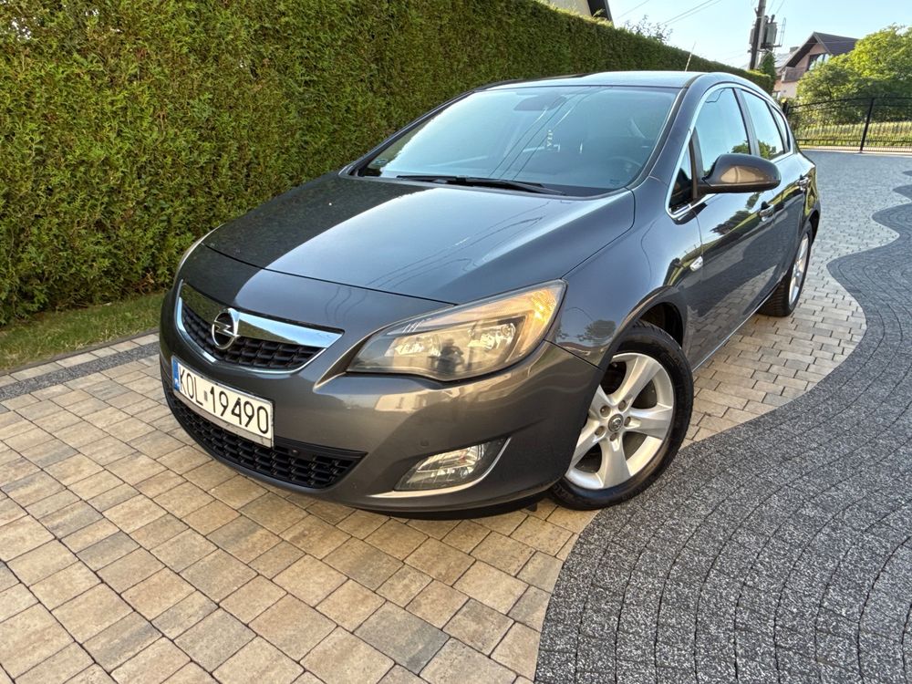 Opel Astra J (2009-2019) 2.0 CDTI Sport 2010