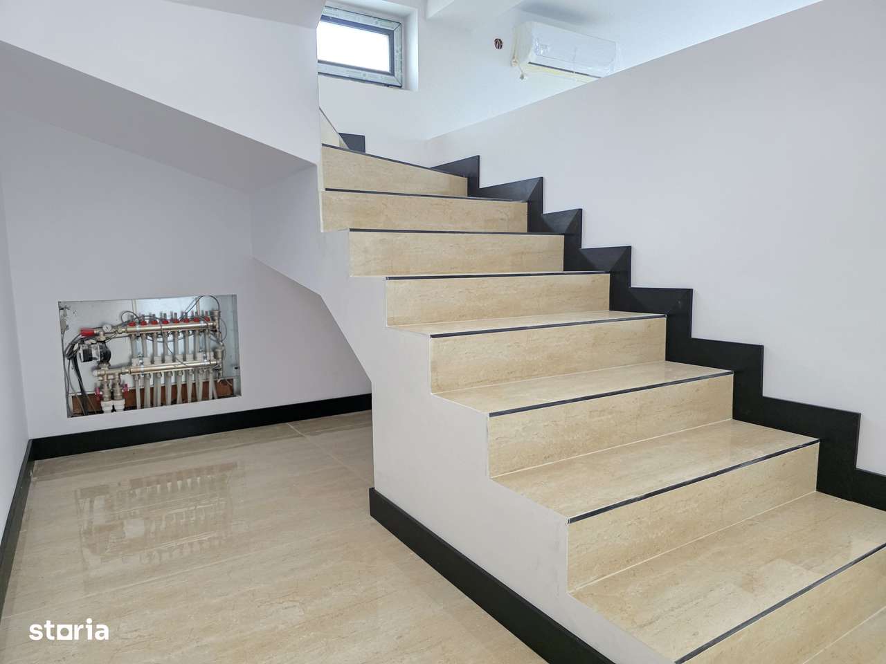 Casa Vila 4 camere 3 bai P+1E +Pod cu teren 500 mp.Măgurele Ilfov - Imagine principală: 3/19