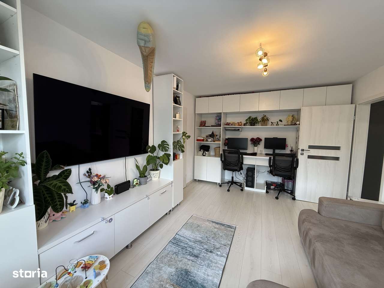 Apartament de vânzare 2 camere - CARTIER ASTRA-5