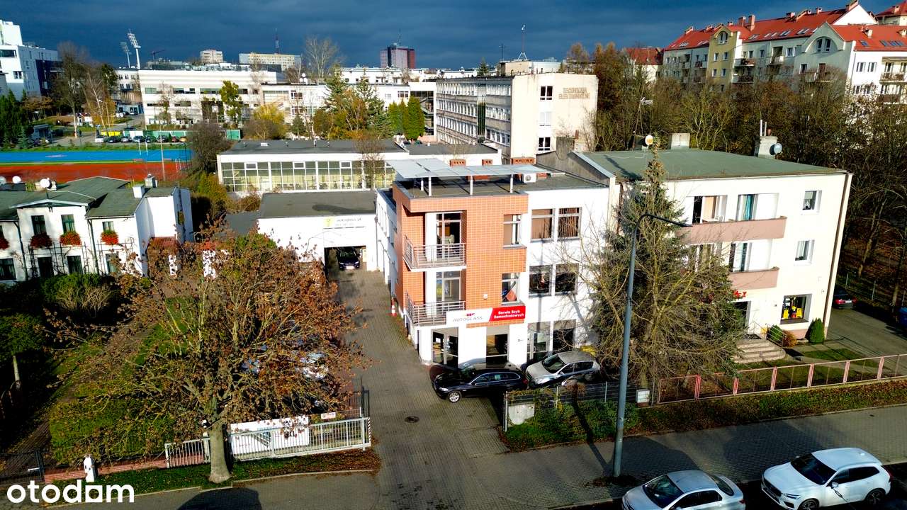 Nowoczesny budynek handlowo–usługowo–biurowy na sprzedaż – Bydgoszcz-19