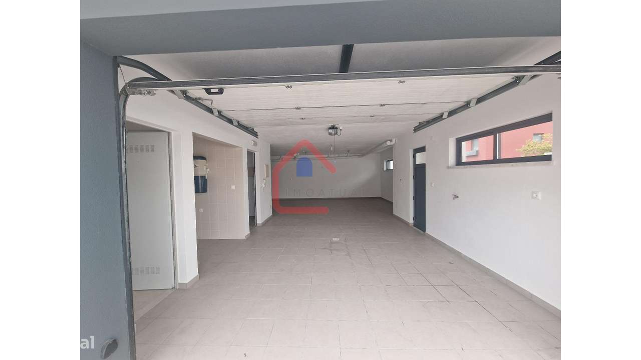 Moradia Isolada em Almada-37