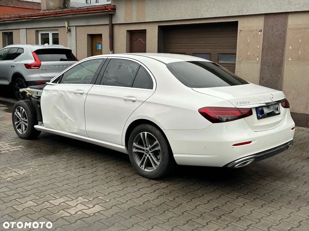 Mercedes-Benz Klasa E 220 d 4-Matic Avantgarde - 1