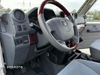 Toyota Land Cruiser Vdj 79 4,5 V8 Limited - 18