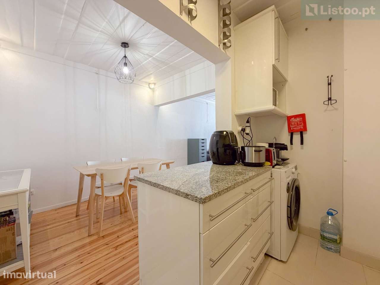 T1 Junto à Praça das Flores no Príncipe Real - Grande imagem: 4/25